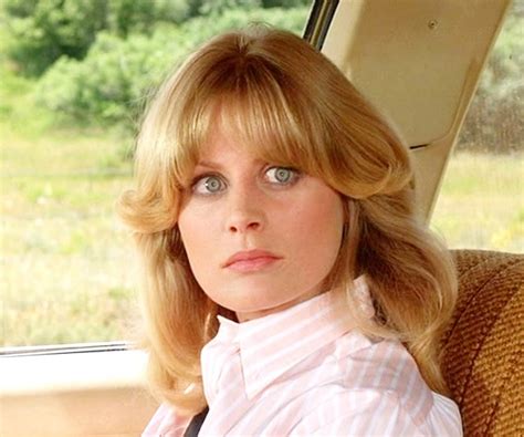 Beverly D’Angelo Biography - Facts, Childhood, Family & Achievements of ...