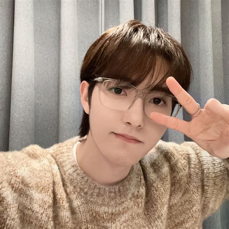 romi (@marionettaes) / Twitter