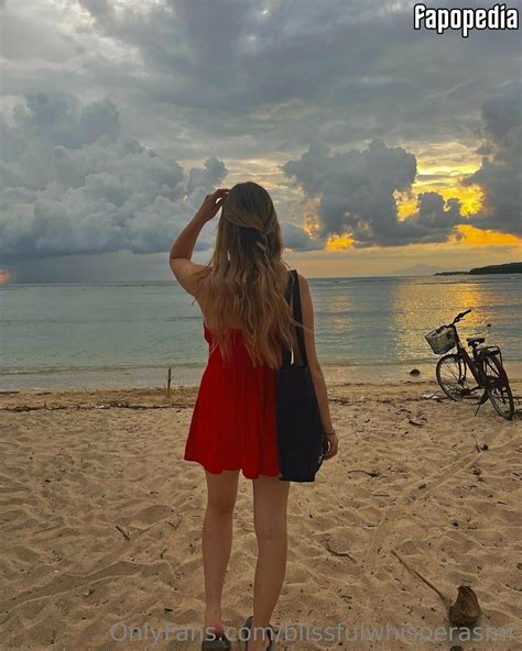 Blissful Whisper ASMR Nude OnlyFans Leaks - Photo #2615100 - Fapopedia