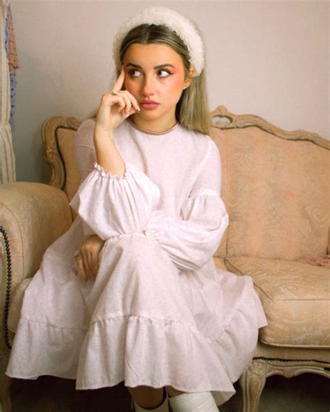 dmu fashion entrepreneur  making waves   sustainable clothing industry