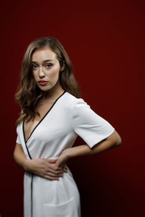 Alycia Debnam-Carey nue, 75 Photos, biographie, news de stars | LES