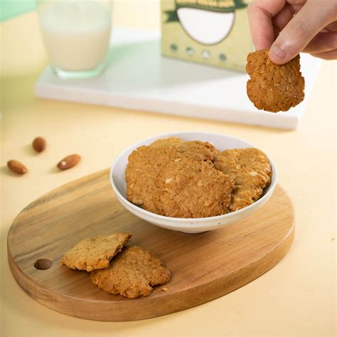 BÁNH COOKIES HẠNH NHÂN DỪA (100G - 250G - 500G) Vua Bánh Hạt