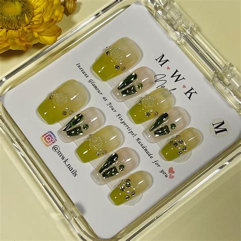 Jade Jewel – csessentials.in