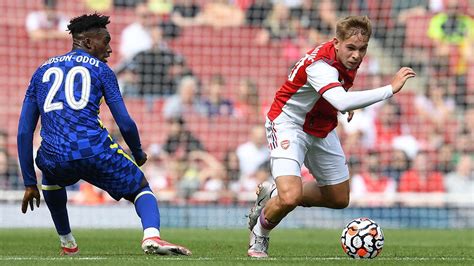 Win a pair of Arsenal v Chelsea Box Tickets | Competition | News ...