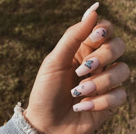 Pin di Lindsey Montoute su Di | Unghie idee, Unghie, Unghie gel