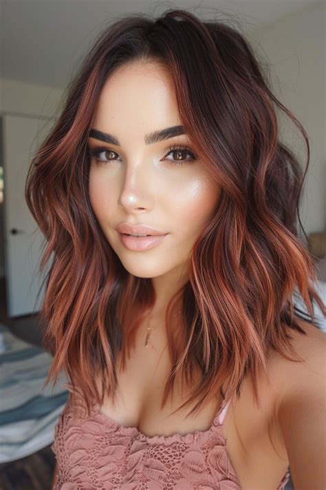 Subtle copper tones will dominate the trends for fall hair highlights 11
