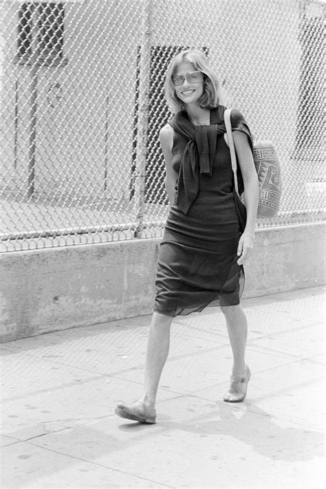 Model Lauren Hutton's Young Modeling Career Through Today [PHOTOS]