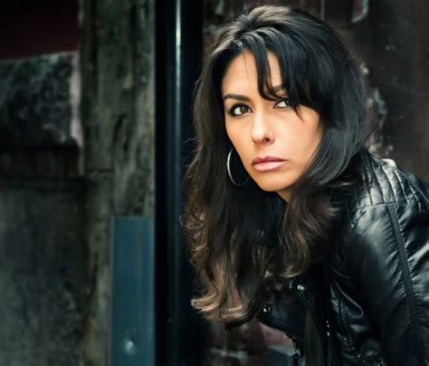 Carmen Moore - Academy.ca - Academy.ca