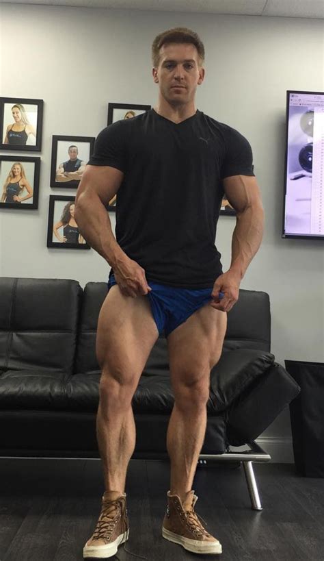 Pin by TGann on Beefy men legs | Beefy men, Gorgeous men, Sexy men