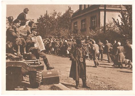 Открытка "Танкисты наблюдают за колонной" Чехословакия Май 1945 г ...