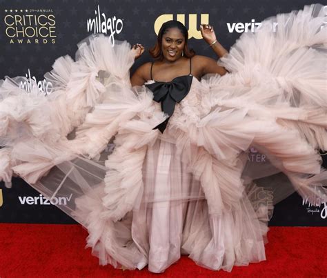 All the Looks from the 2024 Critics Choice Awards - Yahoo Sports