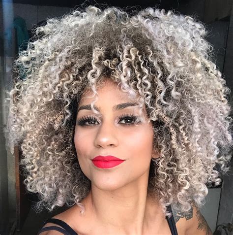 Cabelo Cacheado Platinado - Cabelo cacheado platinado: 60 fotos para se inspirar e dicas de cuidados