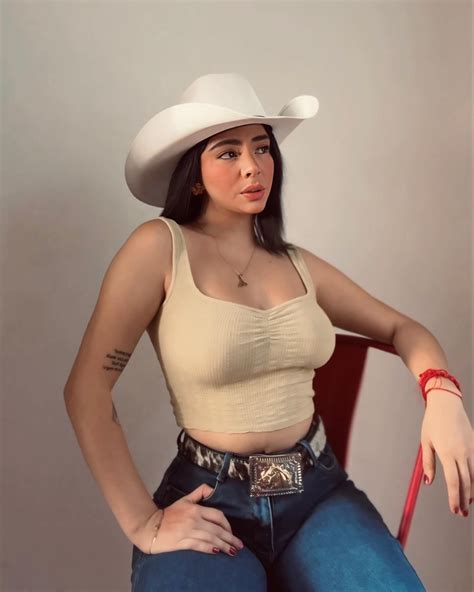 Mariana Ruiz | No sé si sea buena o mala… 🙂‍↕️ | Instagram