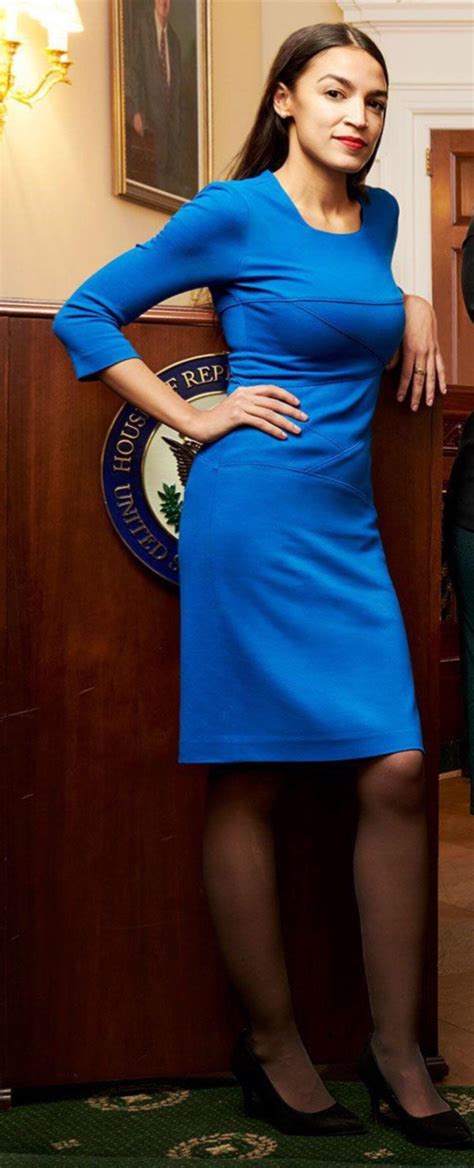 The boobs that got AOC in Congress ! This the hoe you want to keep