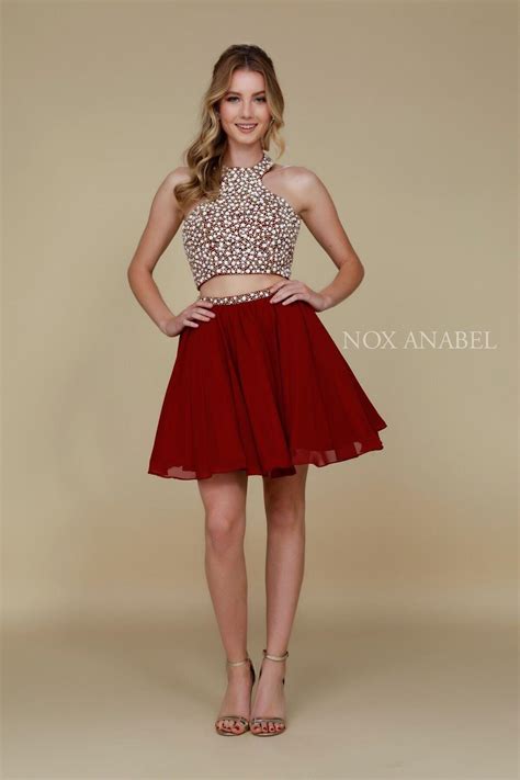 Burgundy Homecoming Short Two Piece Set Beaded Halter Prom Dress