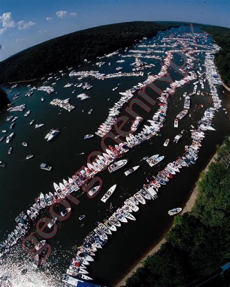 Speedboat Magazine - Throwback Thursday: Lake of the Ozarks infamous