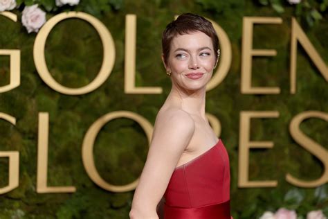 Emma Stone debuts dramatic pixie cut at 2025 Golden Globes - ABC News