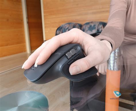 Mobile-review.com Logitech MX Master 3: мышь для программистов и ...