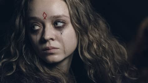 Exclusive Interview: Madeleine Arthur Talks About The ‘Mystical’ Vibe ...