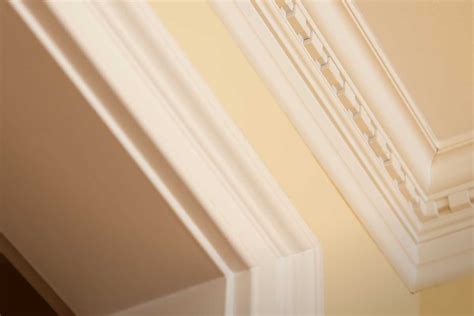 What Is The Best Paint For Crown Molding? [7 Suggestions] - uooz.com