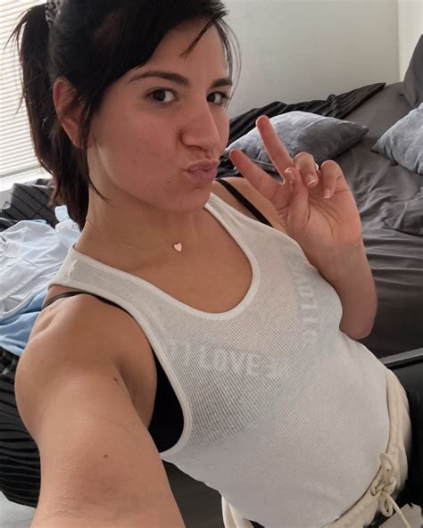 Ailín Pérez - Ailín Pérez added a new photo.