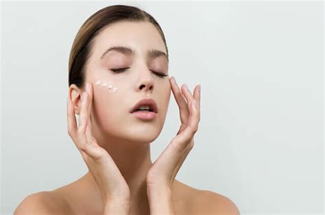 Rewind Beauty Cream Reviews | Is It Worth Trying?