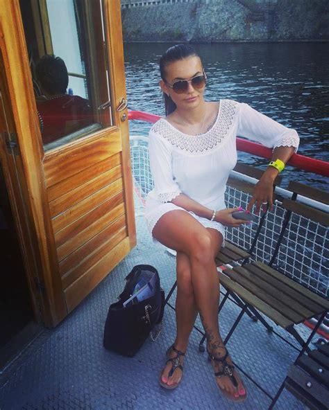 Vanessa Decker's Feet
