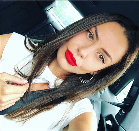 Лъчезара Георгиева смело влиза в мъжките мечти /снимки/