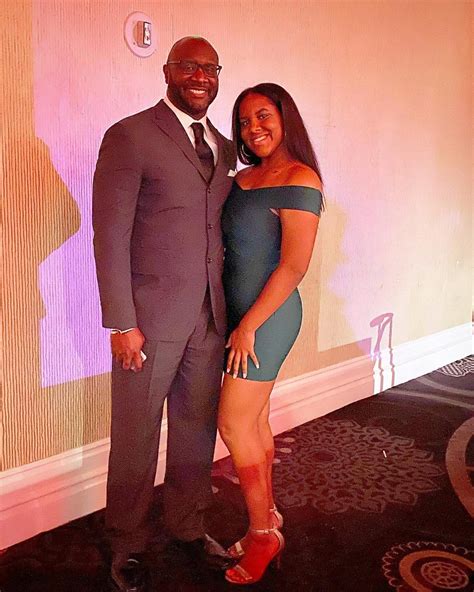 is roger bobb married