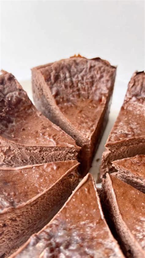 Шоколадный чизкейк Сан-Себастьян🍰 Рецепт в конце видео😋 | Десерты ...