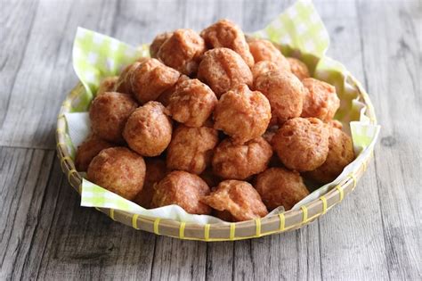 premium photo bakso goreng