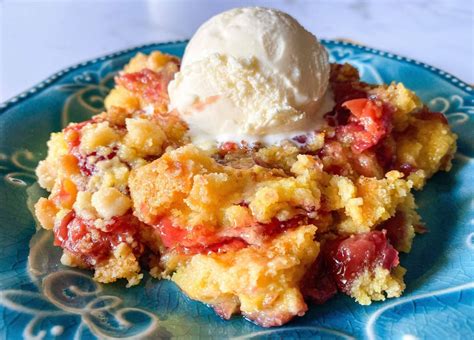 cherry dump cake recipe easy delicious perfect   occasion