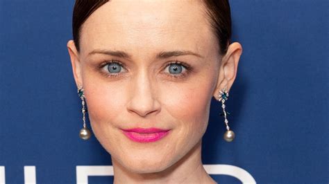 alexis bledel wastes  time  divorce  vincent kartheiser
