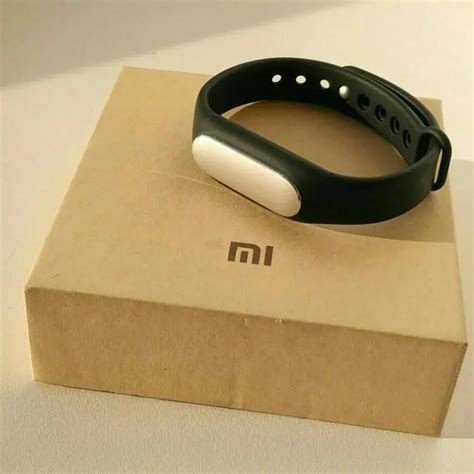 Xiaomi Mi Band 1: внешний вид и дизайн, функции и возможности ...