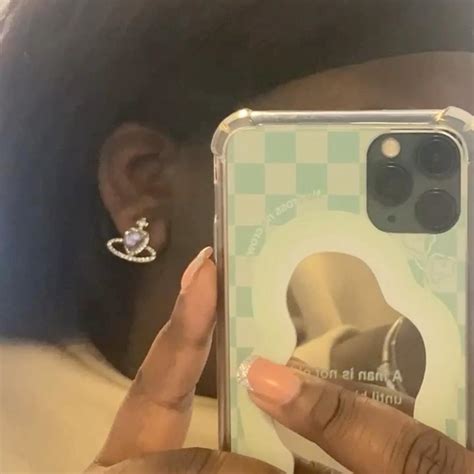 (Purple) Heart Diamond earrings! Only 4 earrings... - Depop
