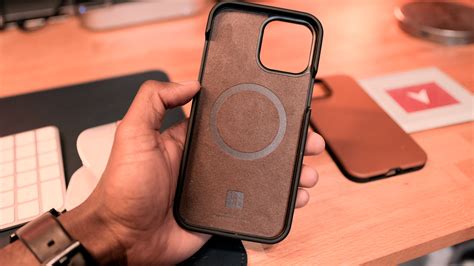 Hands-on: Journey Leather MagSafe iPhone 13 Cases [Video] - 9to5Mac