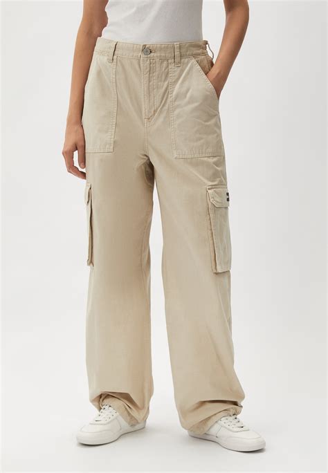 Брюки Tommy Jeans, цвет: бежевый, RTLADP237901 — купить в интернет ...