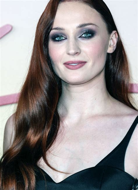 Sophie Turner Nude Pics and Porn Leaked Online [2024] - GhanaHookup.com