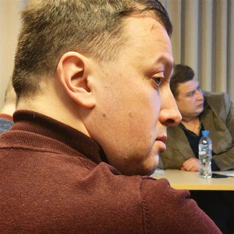 Создать мем "влад котлярский, актер похожий на владислава котлярского ...