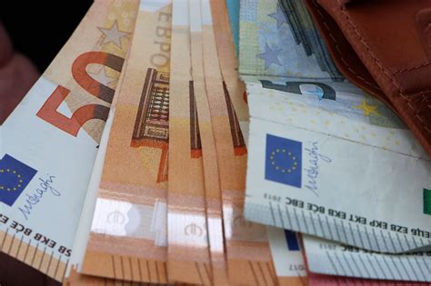 Начат возврат переплаченного подоходного налога
