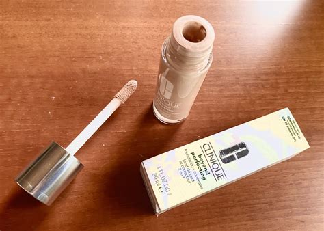 Dzinnin ajatuksia: Clinique Beyond Perfecting foundation + concealer