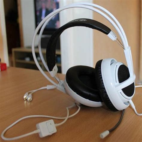Steelseries Siberia V2, Hobbies & Toys, Toys & Games on Carousell
