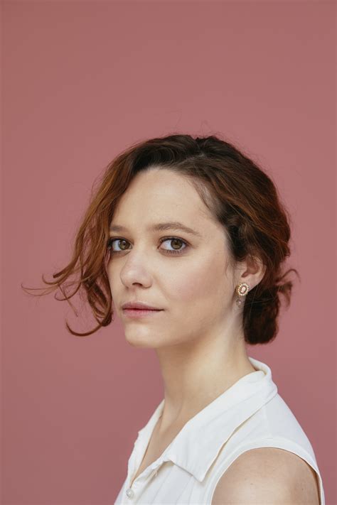 FRANCESCA OSSO, Nuovo Volto - Al Management di Alessandra Lateana