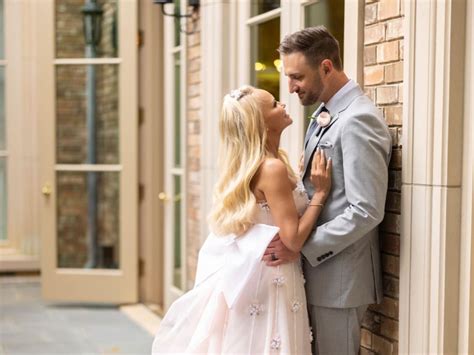 Kristin Chenoweth's dreamy Dallas wedding tops this week's 5 most-read