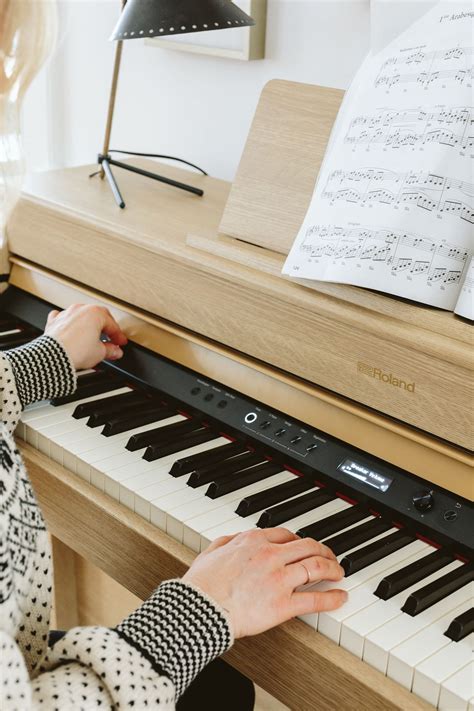 Show And Tell: The Case For The Really Pretty Electronic Piano (+ What ...