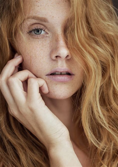 Sandra H. – eleganza-models.de