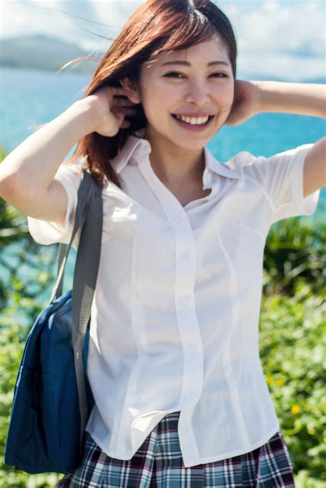 Hinako Mori nude photo collection "Summer Running Sky Blue Sky Blue