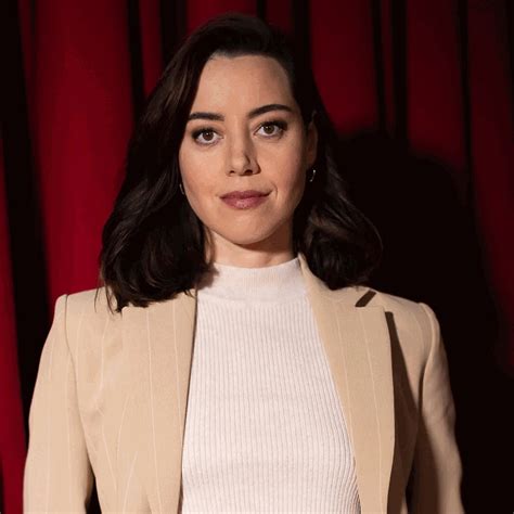 The Unexpected Truth About Aubrey Plaza's Viral Photos - f4gghqp