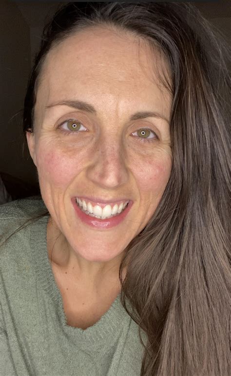 Natural mom : r/Faces