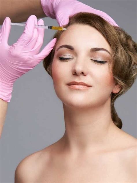 Can Botox Lift Eyebrows? What To Know And How It Works | Sarah Scoop